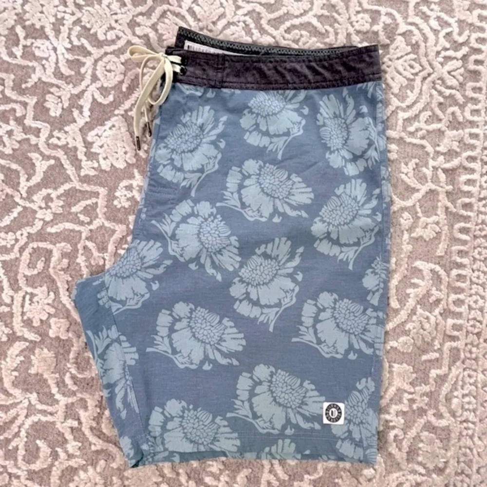 Linksoul Stormer Floral 9” Board Shorts